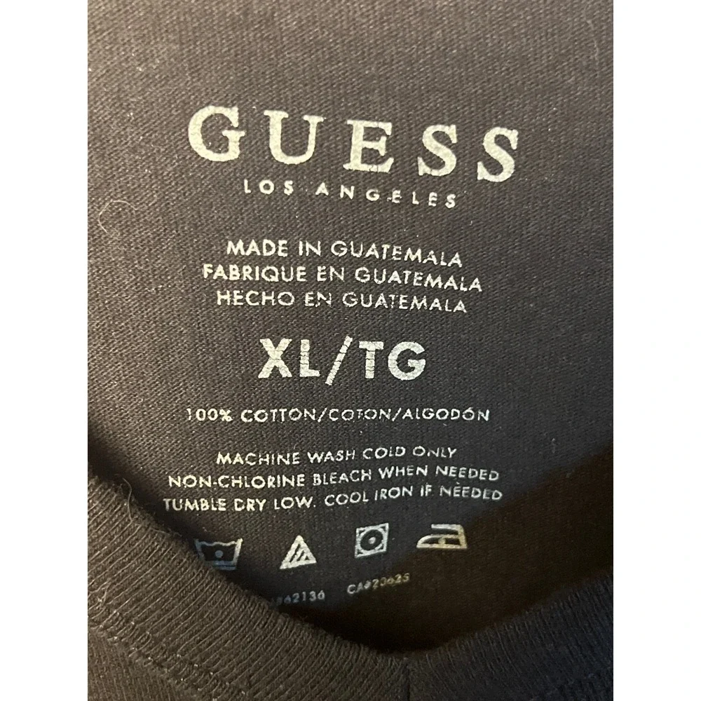 GUESS Los Angeles XL Wing Print V-Neck T-Shirt Men's Black Cotton Short Sleeve‎ - Picture 2 of 9